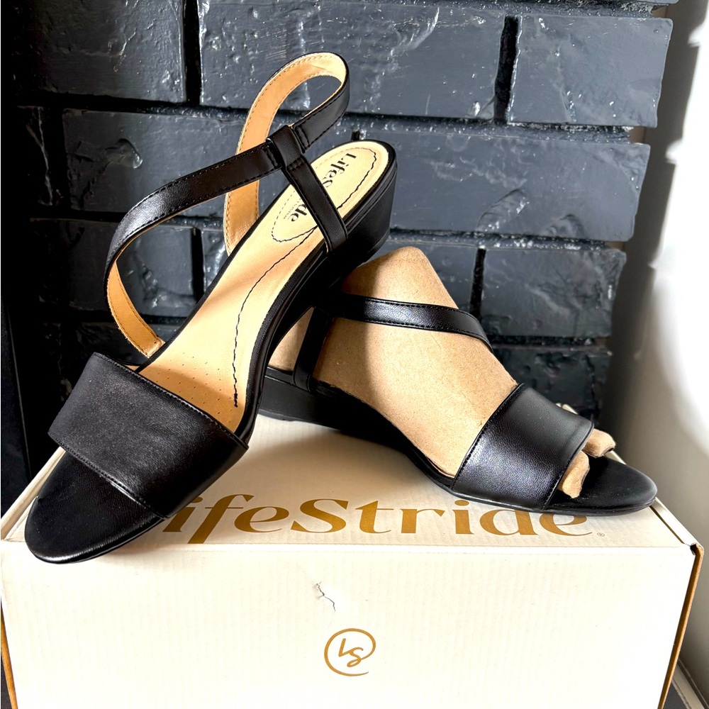 Lifestride Vegan Leather Strappy Wedge Sandal. Side 9W